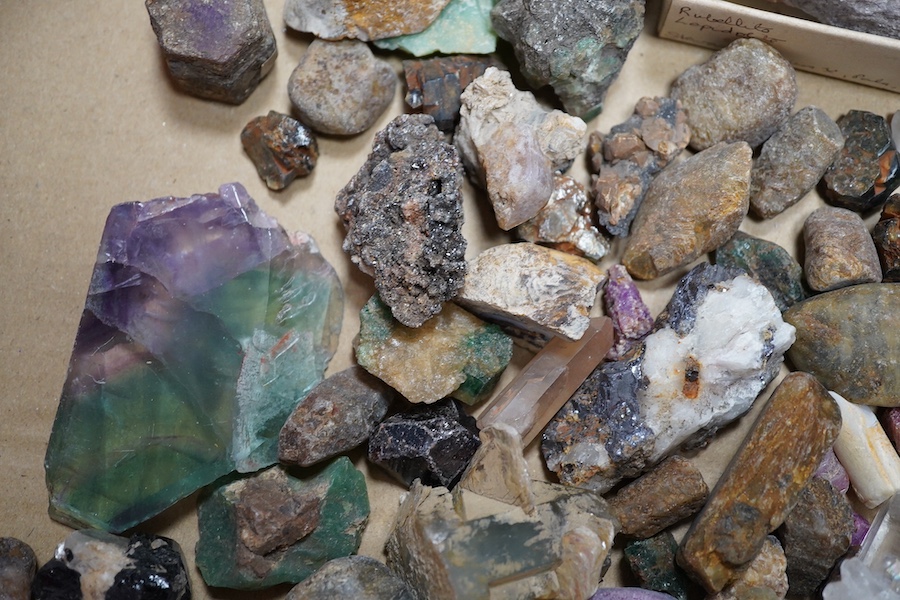 A quantity of assorted small rocks and minerals. Condition - poor to fair